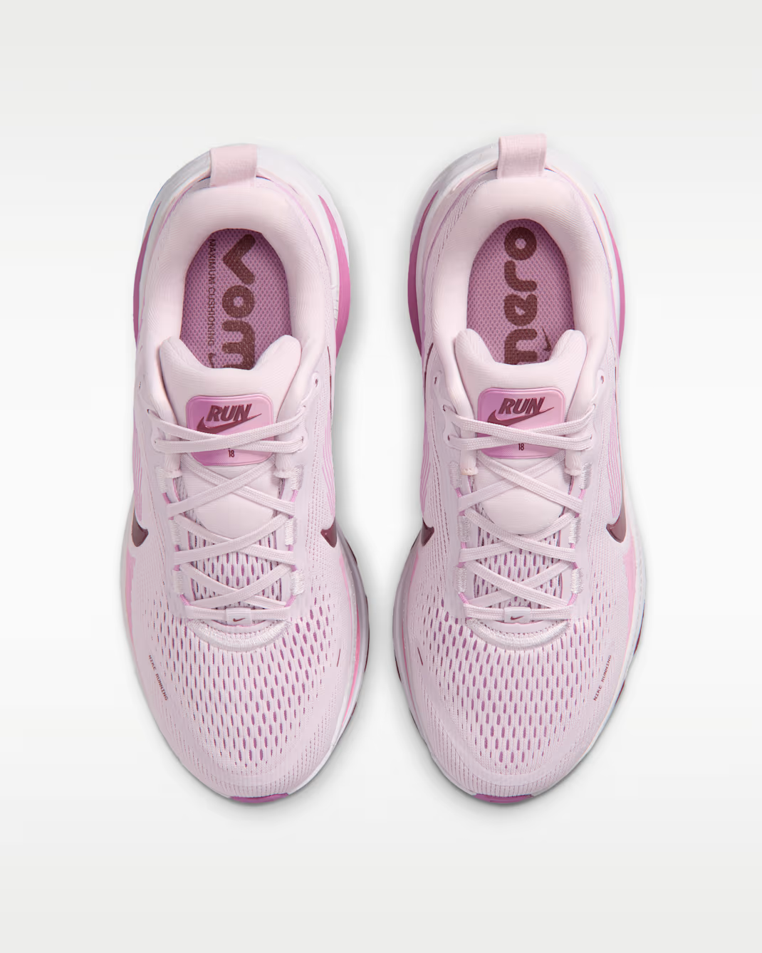 HM6804-500 Nike Vomero 18 (Women's)