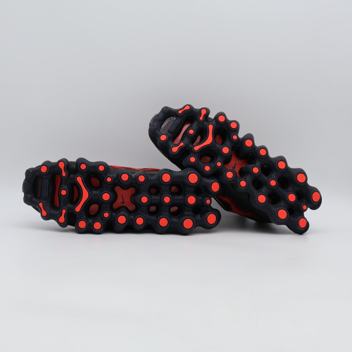 IQ7634-002 Nike Air Liquid Max "Black/Team Red" (Men's)