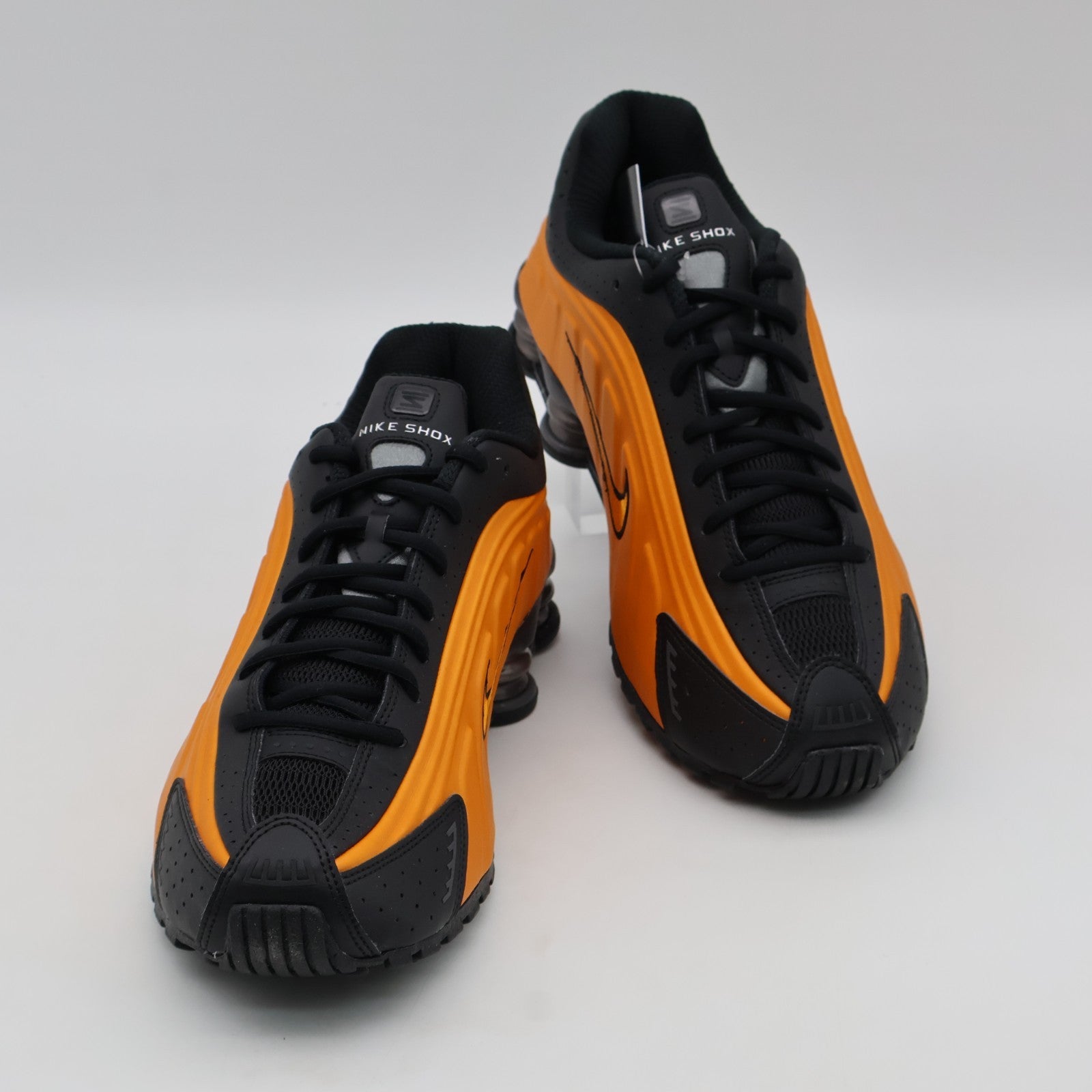 HQ1988-800 Nike Shox R4 Bright Ceramic Black Metallic Dark Grey (Men's)