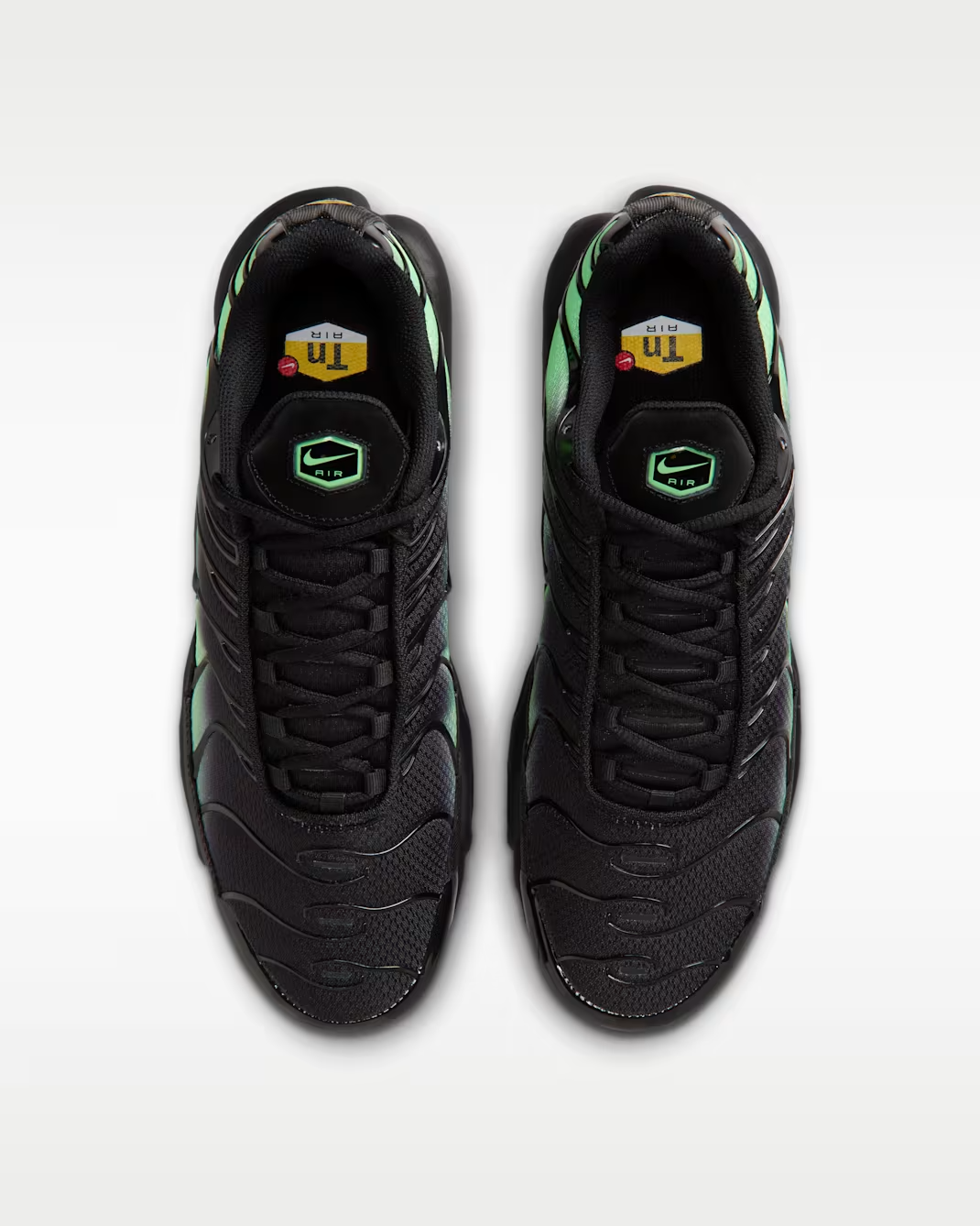 DM0032-043 Nike Air Max Plus "Illusion Green" (Men's)