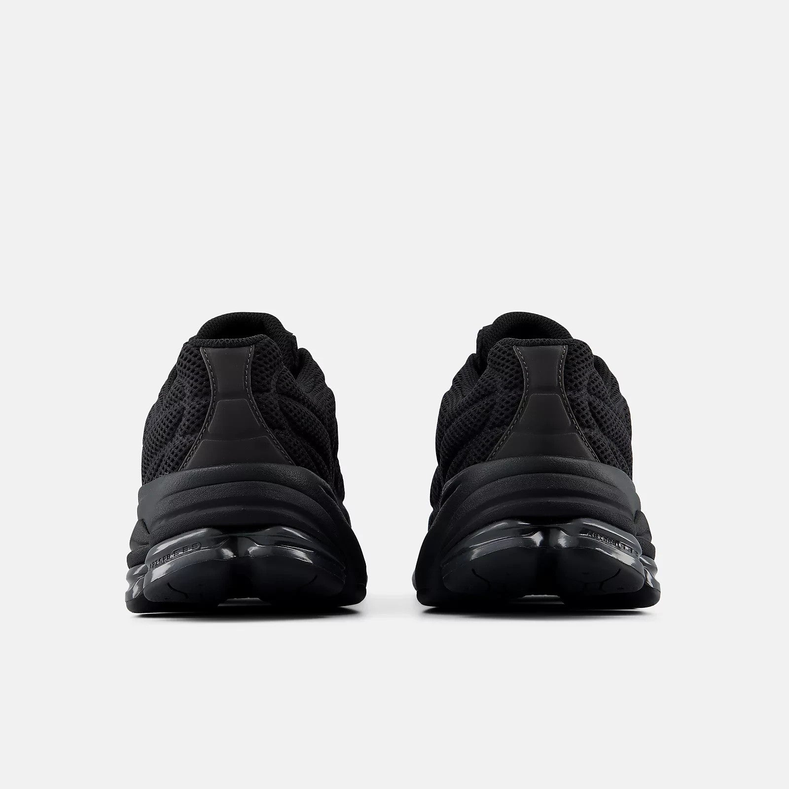 U50302J5 New Balance 5030 "Black/Black Metallic" (Men's)