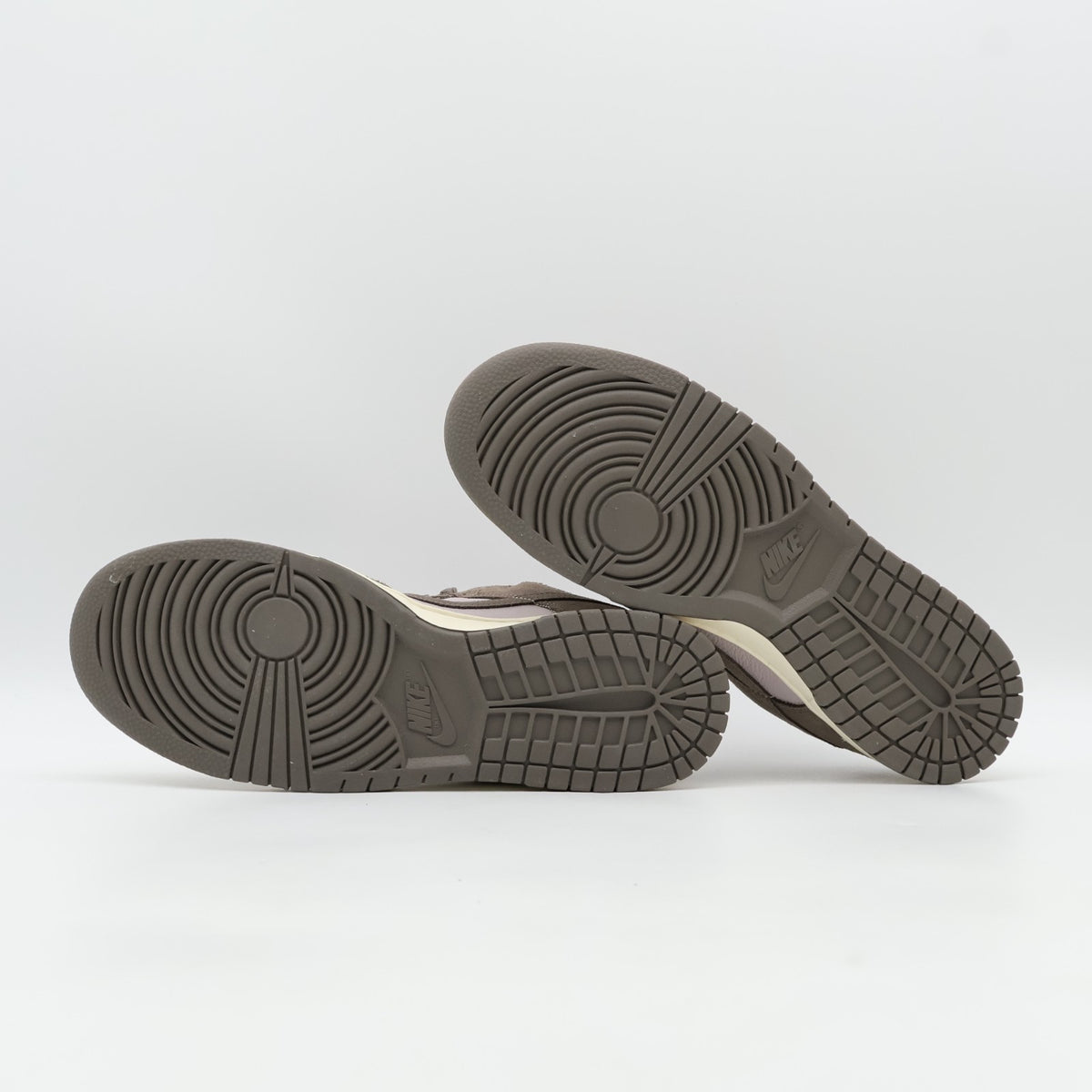 FQ8249-001 Nike Dunk Low SE Platinum Violet Cave Stone (Men's)