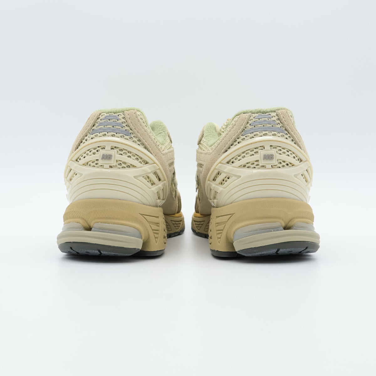 M1906RAU AURALEE New Balance 1906R Beige (Men's)