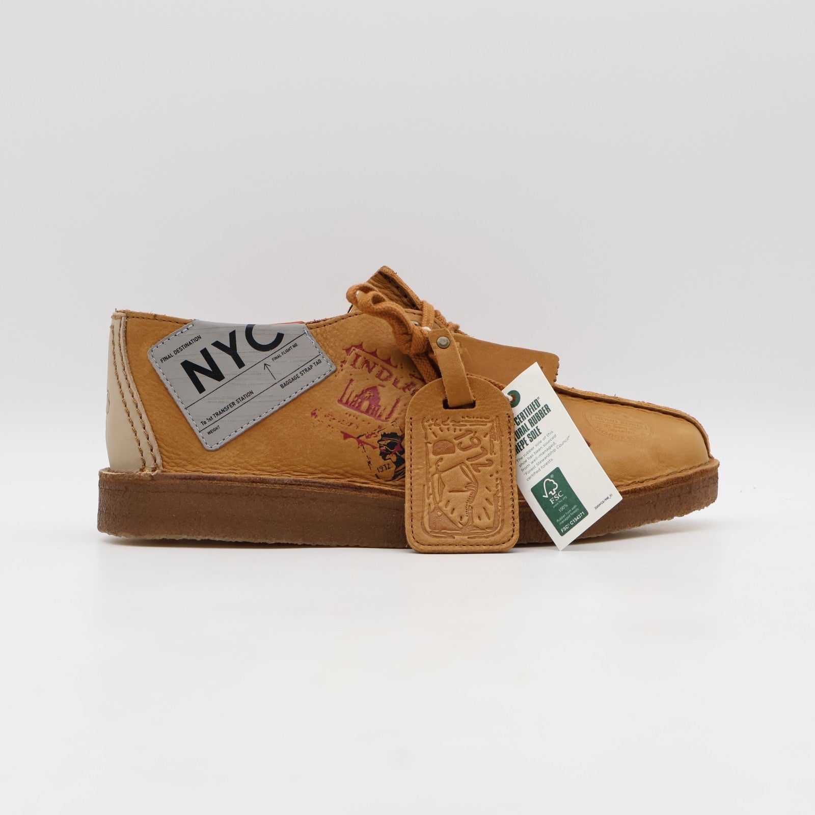 26183897 Clarks DSRTTravelTrek Tan Interest (Men's)
