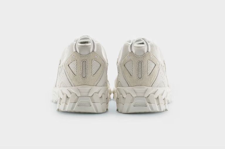 HM-K102-001 COMME des GARÃONS HOMME New Balance 610 White (Men's)