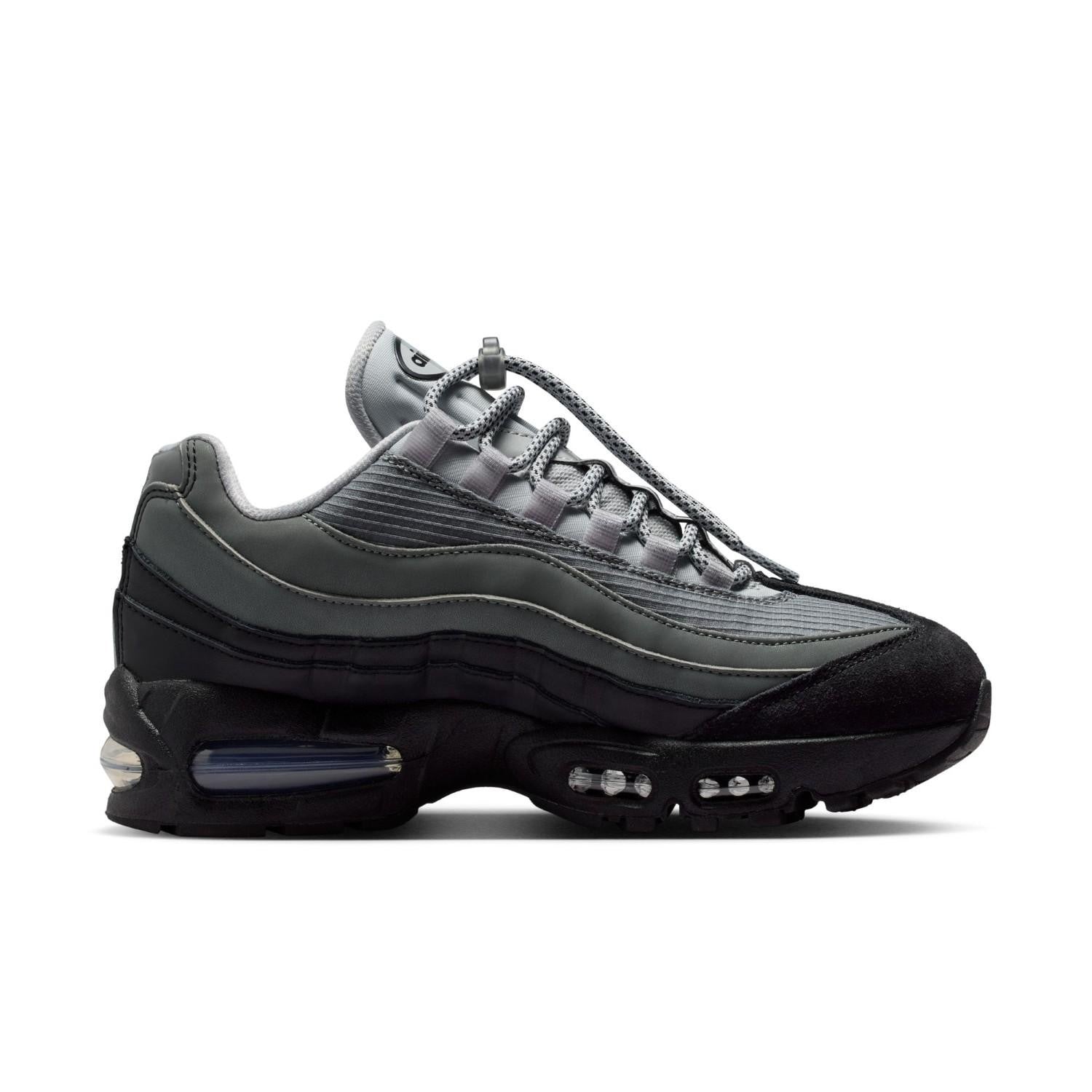 IM9637-001 Nike Air Max 95 Big Bubble SE "Black/Smoke Grey" (Women's)