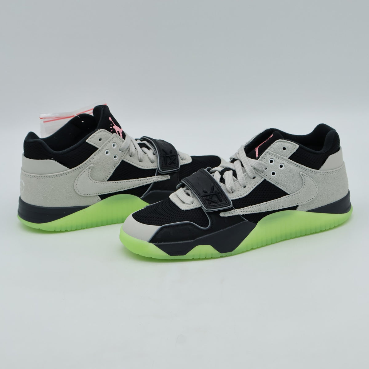 IH7971-001 Travis Scott Ã Chase B Ã Nike Jumpman Jack TR CJ1 T-Rexx (Men's)