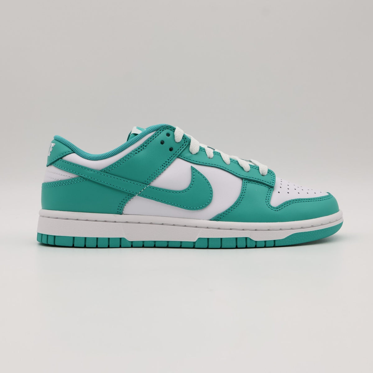 DV0833-101 Nike Dunk Low Clear Jade (Men's)