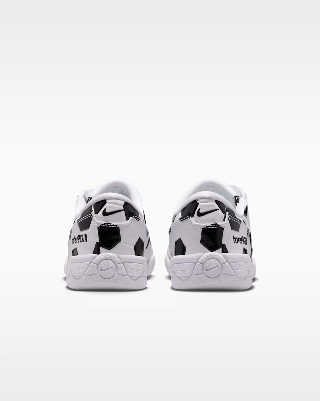 IO2388-100  Nike Total 90 Soccer Ballm White Black (Women's)