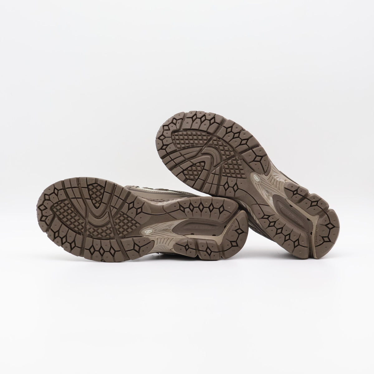 M1906RHD New Balance 1906R Mocha Brown (Men's)