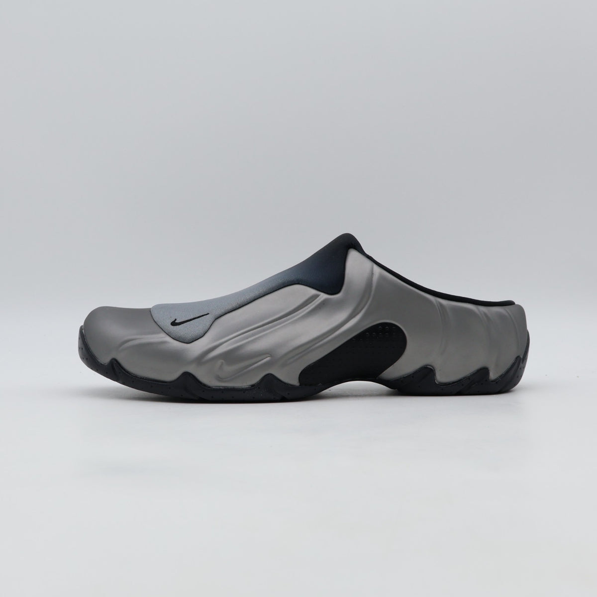 IR5919-044 Nike Clogposite "Metallic Dark Grey" (Men's)