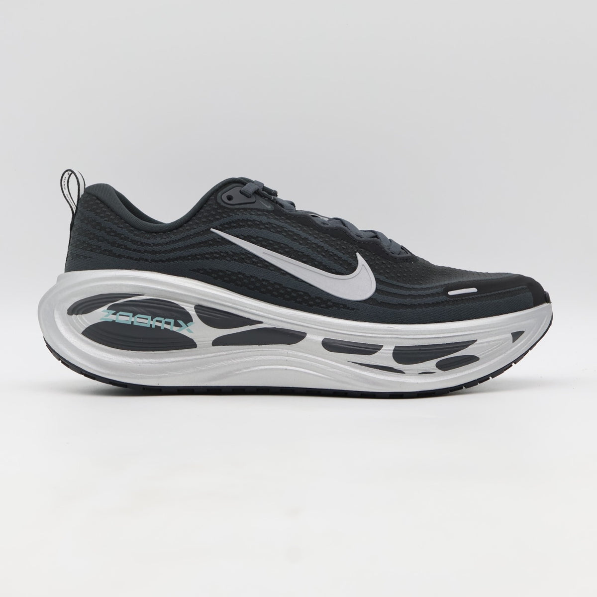 IM6011-060 Nike Vomero Plus Anthracite Cannon White Reflect Silver (Men's)