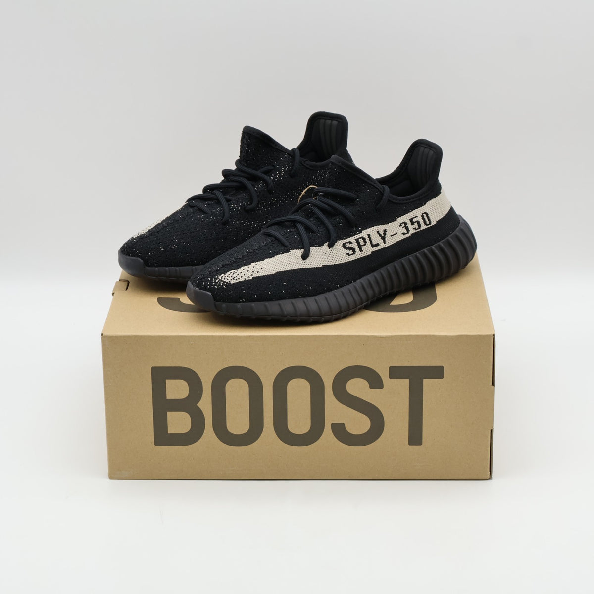 BY1604 adidas Yeezy Boost 350 V2 Core Black White Oreo