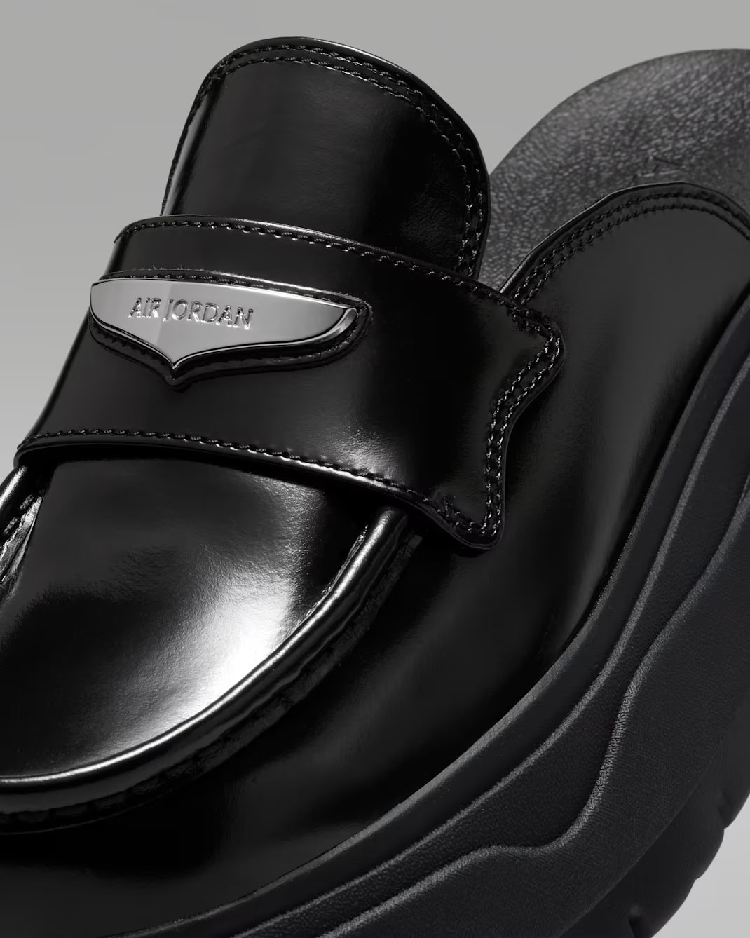 HJ4292-001 Nike Air Jordan Mule Black Metallic Silver (Women's)